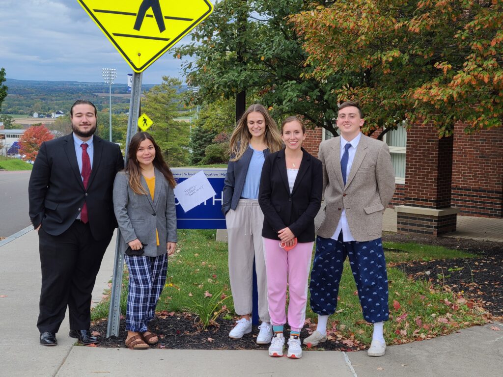 photo of Fed Challenge Team @ SUNY Geneseo