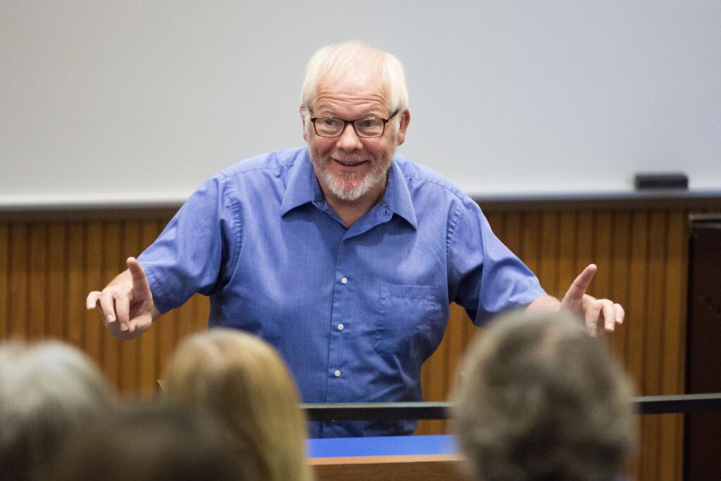 Lecturer Wes Kennison
