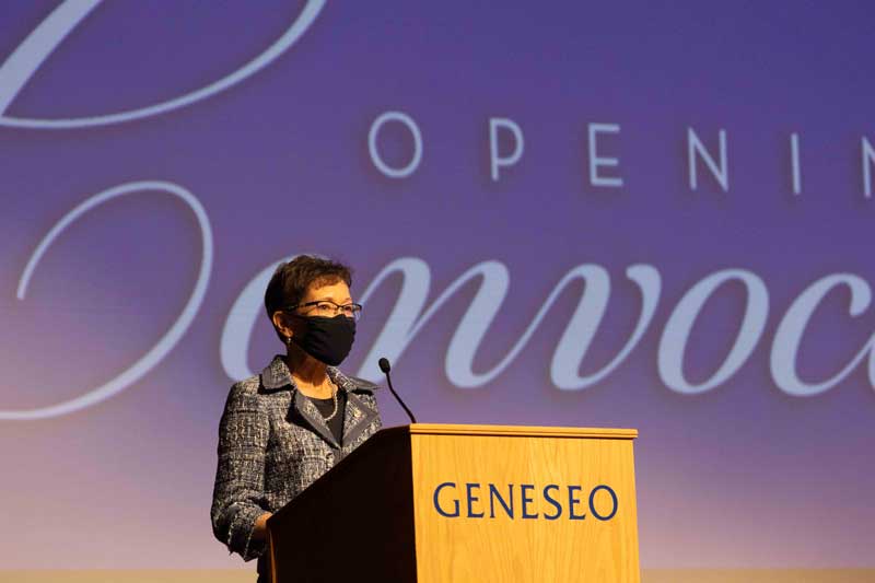 President Denise Battles speaking at SUNY Geneseo's Opening Convocation