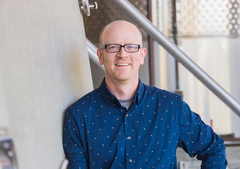 Chemistry Alum Turns California Winemaker