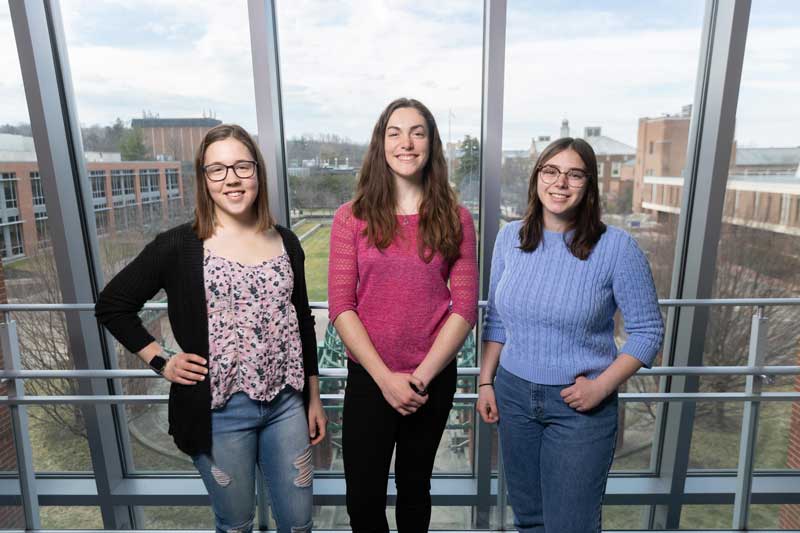 Emma Parker '24, Kayla Anderson '24, and Kaitlyn Gerstler '23